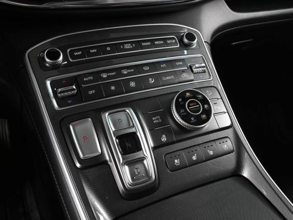 Hyundai Santa Fe IV Рестайлинг с пробегом 2021 года, цена 3 549 030 рублей, 128530 км, внедорожник, Автокод Объявления