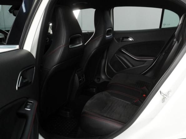 Mercedes-Benz GLA I (X156) Рестайлинг с пробегом 2017 года, цена 2 230 000 рублей, 58424 км, внедорожник, Автокод Объявления