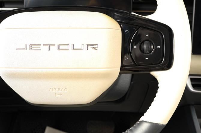 JETOUR DASHING I с пробегом 2024 года, цена 2 099 000 рублей, 18346 км, внедорожник, Автокод Объявления