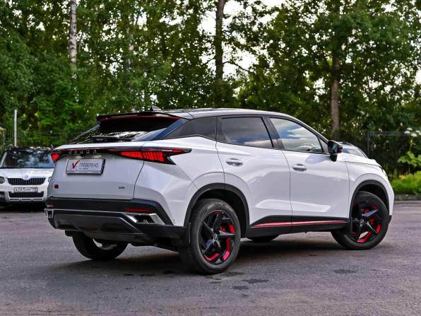 Omoda C5 I с пробегом 2023 года, цена 1 830 000 рублей, 12504 км, внедорожник, Автокод Объявления