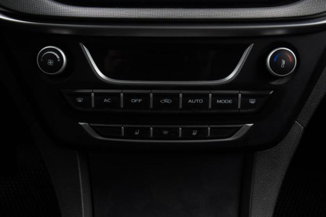 Geely Emgrand 7 I Рестайлинг с пробегом 2018 года, цена 1 139 000 рублей, 126000 км, седан, Автокод Объявления