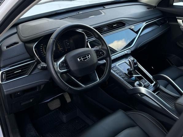Geely Atlas Pro с пробегом 2021 года, цена 1 800 000 рублей, 69000 км, внедорожник, Автокод Объявления