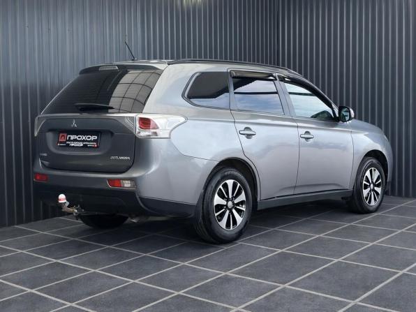 Mitsubishi Outlander III с пробегом 2012 года, цена 1 097 000 рублей, 257200 км, внедорожник, Автокод Объявления