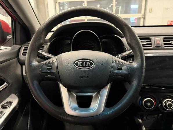 Kia Rio III с пробегом 2012 года, цена 790 000 рублей, 138309 км, хэтчбек, Автокод Объявления