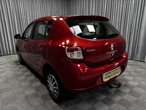 Renault Sandero II с пробегом 2014 года, цена 765 000 рублей, 158464 км, хэтчбек, Автокод Объявления