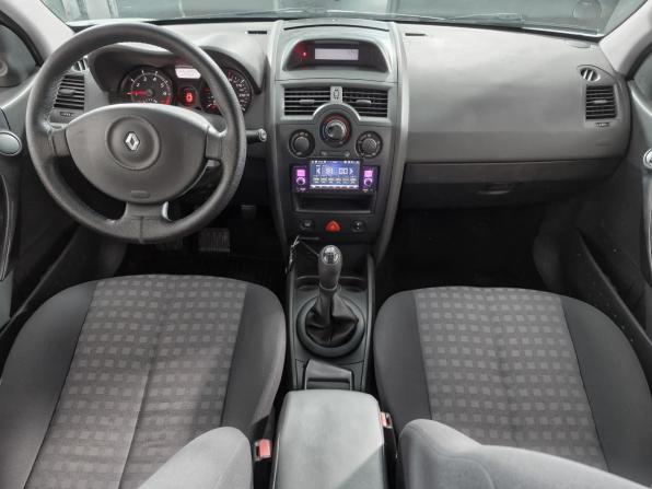 Renault Megane II Рестайлинг с пробегом 2007 года, цена 395 000 рублей, 216679 км, седан, Автокод Объявления