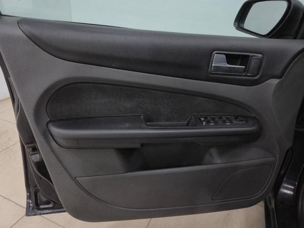 Ford Focus II с пробегом 2006 года, цена 380 000 рублей, 206776 км, хэтчбек, Автокод Объявления