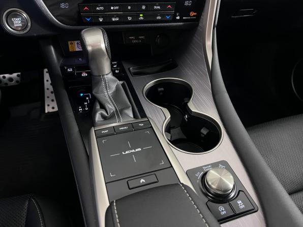 Lexus RX IV Рестайлинг с пробегом 2022 года, цена 5 370 000 рублей, 149845 км, внедорожник, Автокод Объявления