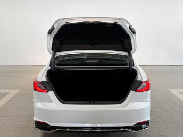 Toyota Camry IX (XV80) с пробегом 2026 года, цена 4 550 000 рублей, 27 км, седан, Автокод Объявления