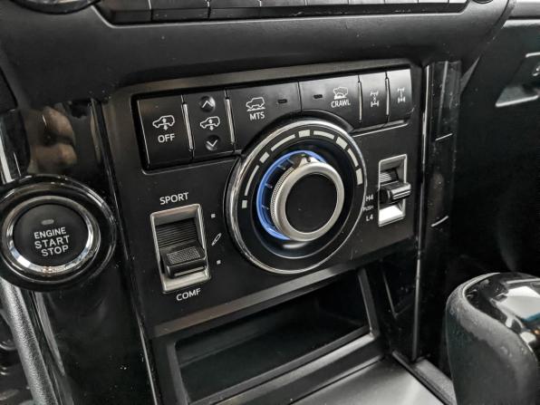 Toyota Land Cruiser Prado 150 Series Рестайлинг 1 с пробегом 2016 года, цена 3 995 000 рублей, 137221 км, внедорожник, Автокод Объявления