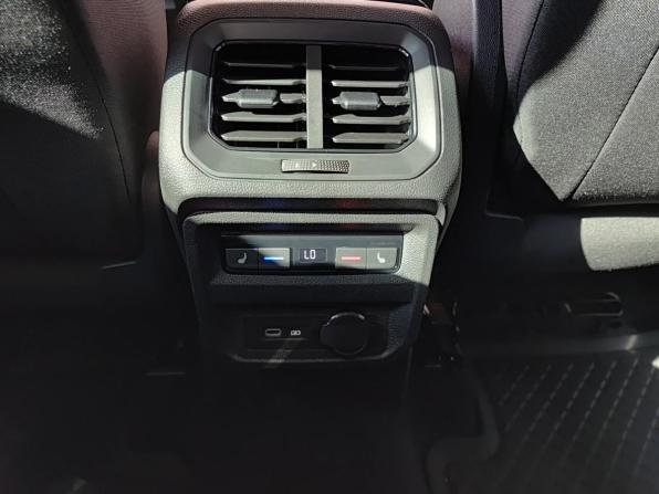 Volkswagen Tiguan II Рестайлинг с пробегом 2021 года, цена 3 260 000 рублей, 133637 км, внедорожник, Автокод Объявления