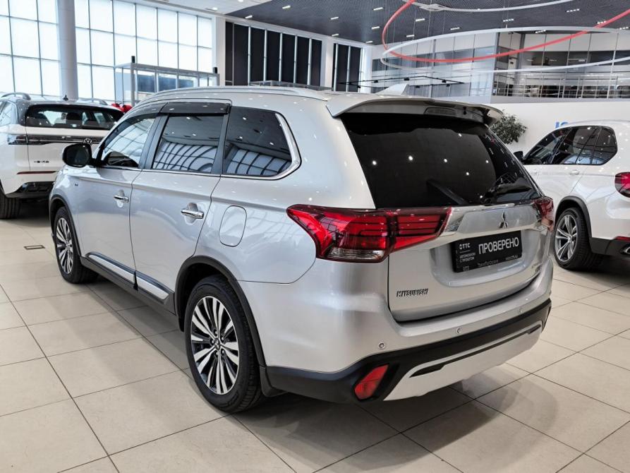 Mitsubishi Outlander III Рестайлинг 3 Казань  - изображение 8