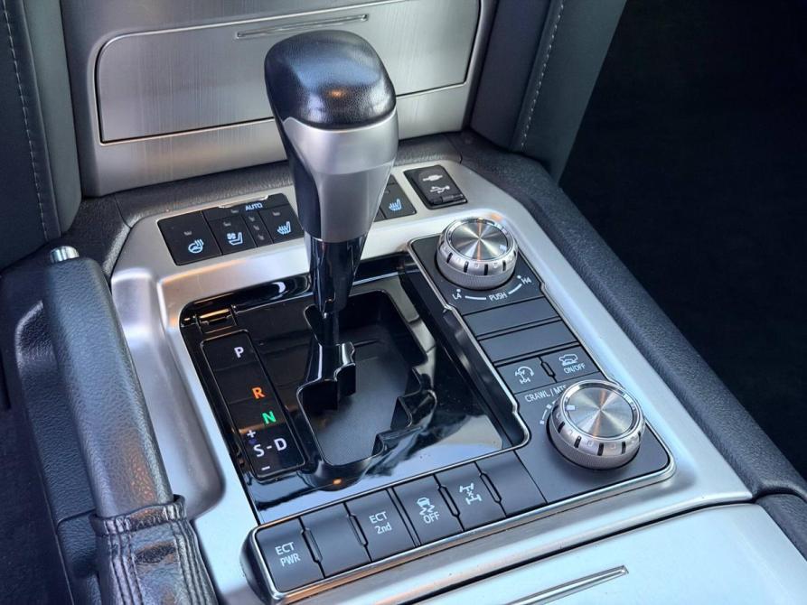 Toyota Land Cruiser 200 Series Рестайлинг 2 Москва  - изображение 11