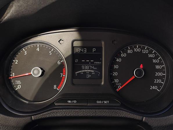 Volkswagen Polo V Рестайлинг с пробегом 2019 года, цена 1 400 000 рублей, 93870 км, седан, Автокод Объявления