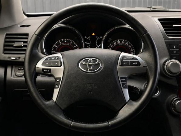 Toyota Highlander II (XU40) Рестайлинг с пробегом 2012 года, цена 1 947 000 рублей, 187400 км, внедорожник, Автокод Объявления