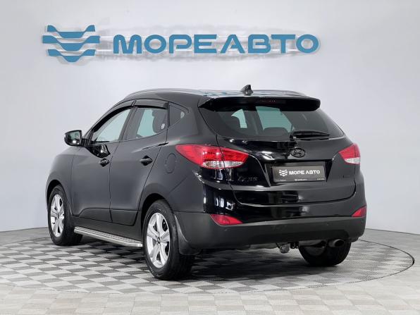 Hyundai ix35 I Рестайлинг с пробегом 2015 года, цена 1 590 000 рублей, 76529 км, внедорожник, Автокод Объявления