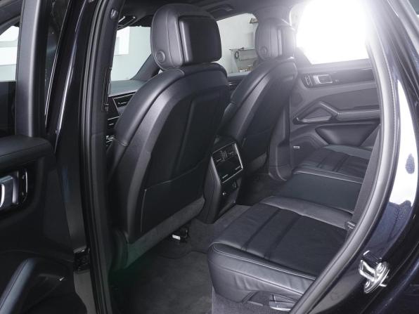 Porsche Cayenne III с пробегом 2017 года, цена 5 098 070 рублей, 127074 км, внедорожник, Автокод Объявления