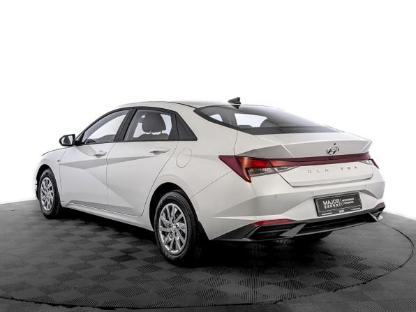 Hyundai Elantra VII (CN7) с пробегом 2022 года, цена 2 010 000 рублей, 69901 км, седан, Автокод Объявления