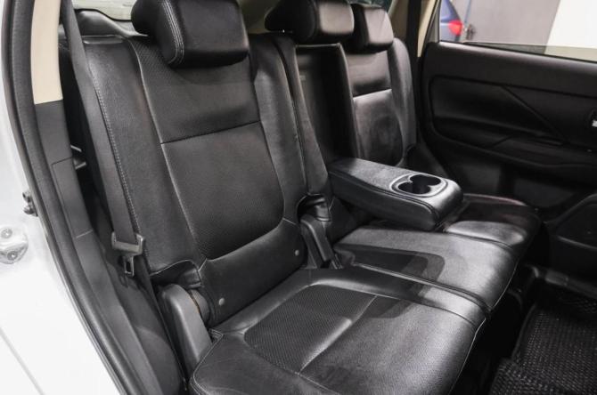 Mitsubishi Outlander III с пробегом 2013 года, цена 1 829 000 рублей, 218000 км, внедорожник, Автокод Объявления