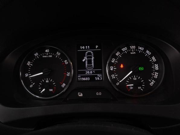 Skoda Rapid I с пробегом 2014 года, цена 1 219 000 рублей, 119603 км, лифтбек, Автокод Объявления