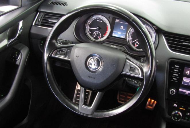 Skoda Octavia III (A7) Рестайлинг с пробегом 2018 года, цена 1 850 000 рублей, 161346 км, лифтбек, Автокод Объявления