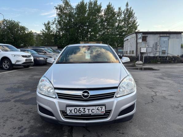 Opel Astra H Рестайлинг с пробегом 2013 года, цена 459 000 рублей, 214033 км, седан, Автокод Объявления