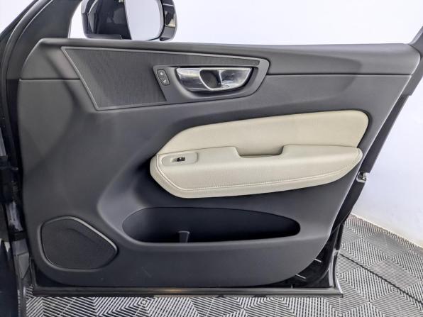 Volvo XC60 II с пробегом 2018 года, цена 3 390 000 рублей, 93039 км, внедорожник, Автокод Объявления