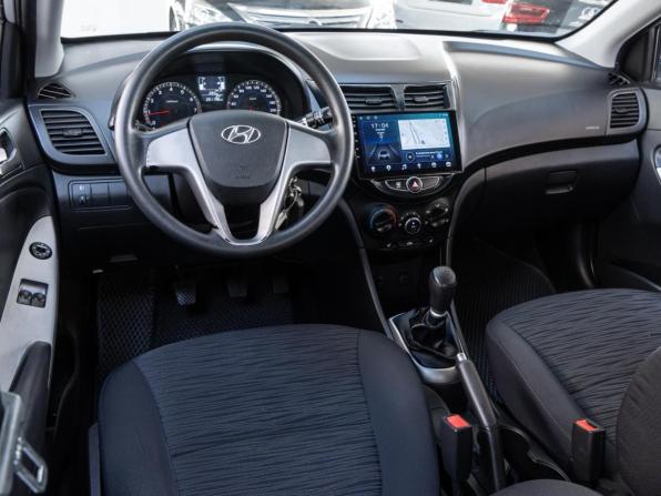 Hyundai Solaris I с пробегом 2014 года, цена 699 000 рублей, 201196 км, седан, Автокод Объявления