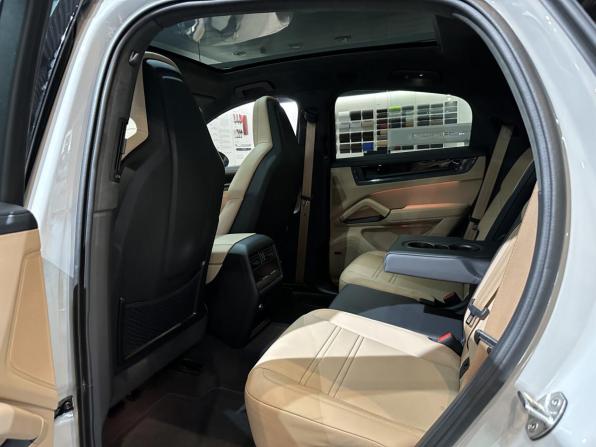 Porsche Cayenne III Рестайлинг с пробегом 2026 года, цена 25 490 000 рублей, 332 км, внедорожник, Автокод Объявления