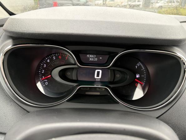 Renault Kaptur I с пробегом 2018 года, цена 1 319 000 рублей, 193509 км, внедорожник, Автокод Объявления