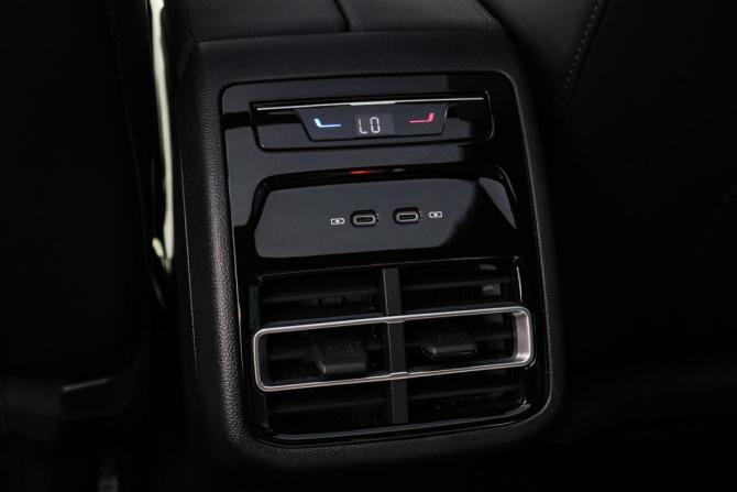 Volkswagen Tiguan III (China Market) с пробегом 2026 года, цена 5 050 000 рублей, 850 км, внедорожник, Автокод Объявления