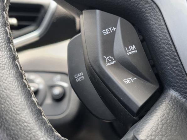Ford Kuga II с пробегом 2015 года, цена 1 350 000 рублей, 155250 км, внедорожник, Автокод Объявления