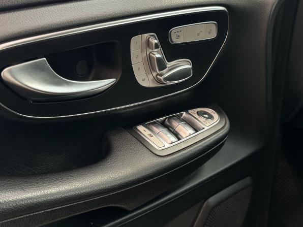 Mercedes-Benz V-Класс III (W447) с пробегом 2016 года, цена 4 200 000 рублей, 275205 км, минивэн, Автокод Объявления