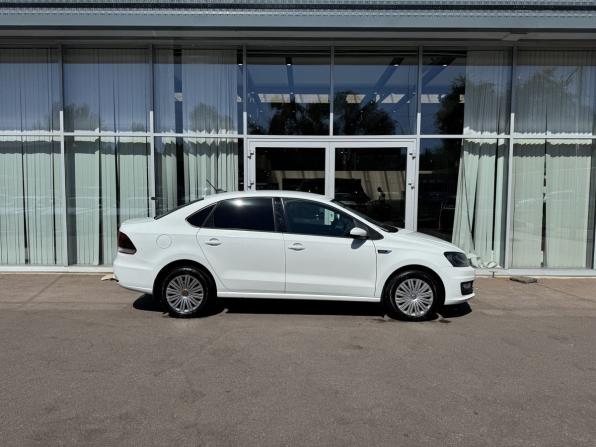 Volkswagen Polo V Рестайлинг с пробегом 2018 года, цена 859 000 рублей, 269887 км, седан, Автокод Объявления
