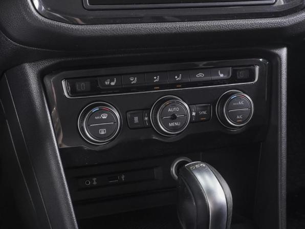 Volkswagen Tiguan II с пробегом 2017 года, цена 2 789 000 рублей, 170791 км, внедорожник, Автокод Объявления