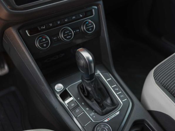 Volkswagen Tiguan II с пробегом 2019 года, цена 2 400 000 рублей, 161636 км, внедорожник, Автокод Объявления