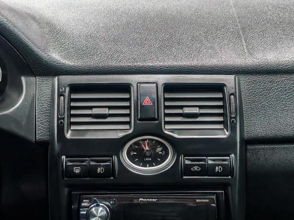 Lada (ВАЗ) Priora I с пробегом 2011 года, цена 459 900 рублей, 244000 км, хэтчбек, Автокод Объявления