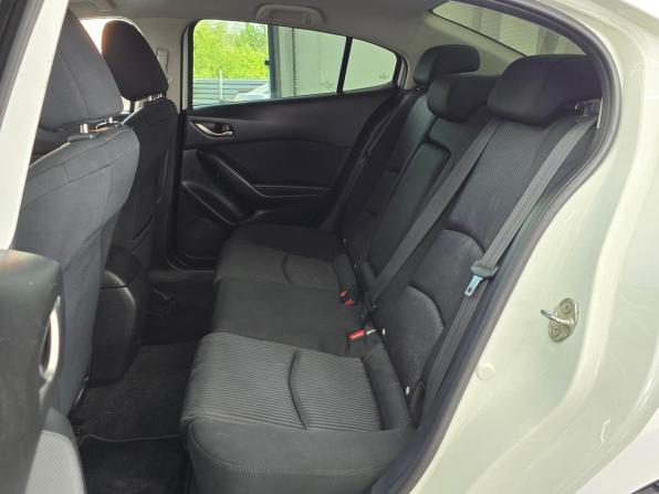Mazda 3 III (BM) с пробегом 2014 года, цена 1 349 000 рублей, 168900 км, седан, Автокод Объявления