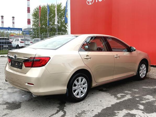 Toyota Camry VII (XV50) с пробегом 2012 года, цена 1 575 000 рублей, 240000 км, седан, Автокод Объявления