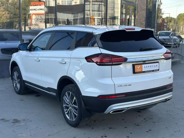 Geely Atlas Pro с пробегом 2022 года, цена 2 100 000 рублей, 30514 км, внедорожник, Автокод Объявления