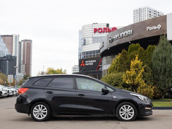 Kia Ceed II Рестайлинг с пробегом 2017 года, цена 1 258 000 рублей, 187679 км, универсал, Автокод Объявления