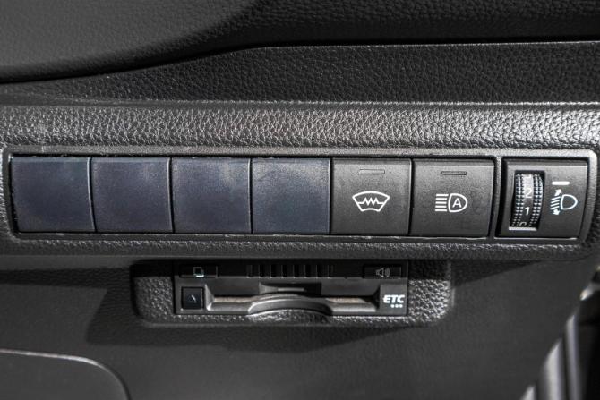 Toyota Corolla XII (E210) с пробегом 2019 года, цена 1 799 000 рублей, 100000 км, универсал, Автокод Объявления