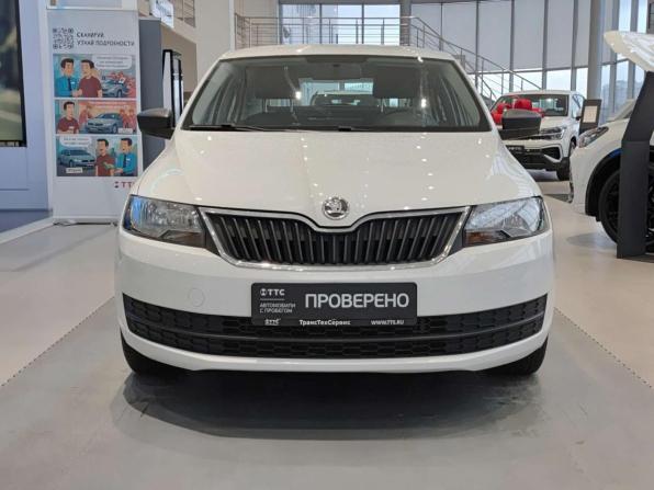 Skoda Rapid I с пробегом 2016 года, цена 1 020 000 рублей, 78157 км, лифтбек, Автокод Объявления