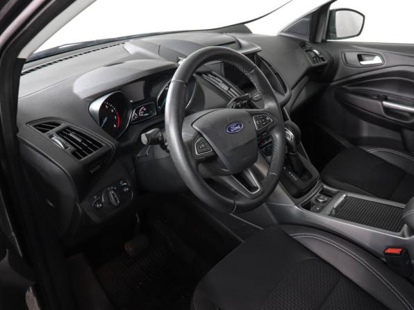 Ford Kuga II Рестайлинг с пробегом 2019 года, цена 1 897 000 рублей, 42234 км, внедорожник, Автокод Объявления