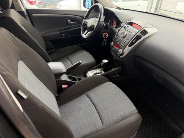 Kia Ceed I Рестайлинг с пробегом 2010 года, цена 880 000 рублей, 169200 км, хэтчбек, Автокод Объявления