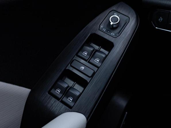 Haval Jolion I Рестайлинг с пробегом 2024 года, цена 2 149 000 рублей, 21325 км, внедорожник, Автокод Объявления