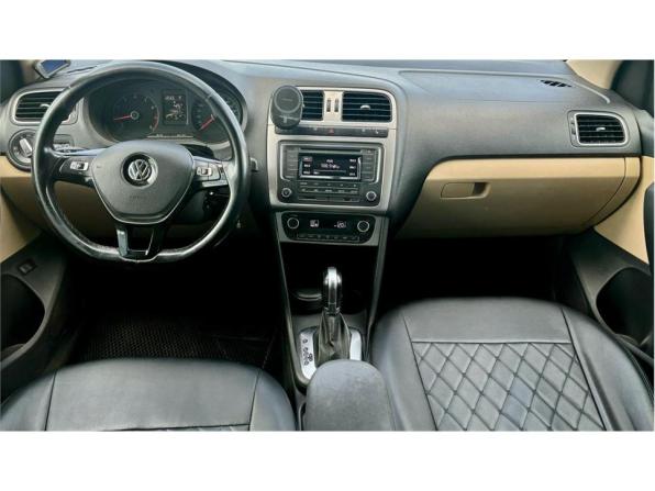 Volkswagen Polo V Рестайлинг с пробегом 2015 года, цена 910 000 рублей, 175654 км, седан, Автокод Объявления
