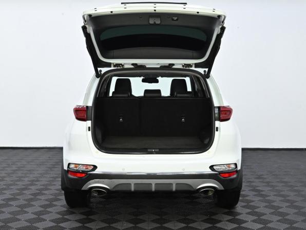 Kia Sportage IV с пробегом 2018 года, цена 2 199 000 рублей, 195000 км, внедорожник, Автокод Объявления