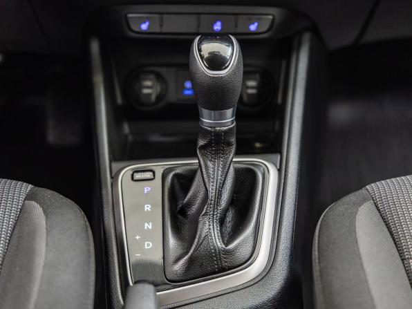Hyundai Solaris II с пробегом 2017 года, цена 1 198 000 рублей, 172473 км, седан, Автокод Объявления