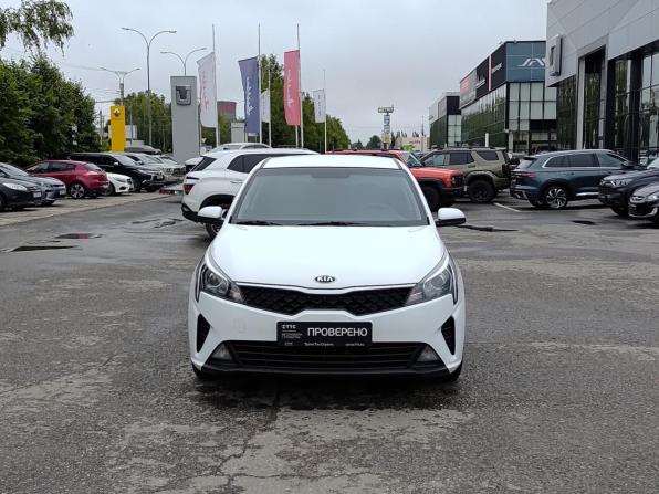 Kia Rio IV Рестайлинг с пробегом 2021 года, цена 1 520 000 рублей, 85344 км, седан, Автокод Объявления